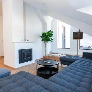 luxury-penthouse-augarten.vienna-besthotels.com/